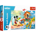 Puzzle carton 60 piese Trefl Mickey Mouse - distractie pe plaja, 17359, 4+ ani